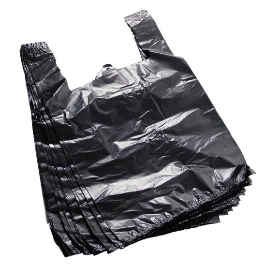 Plastic t shirt bag on roll for garbage