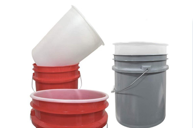 How to solve the cleaning problem of paint bucket?